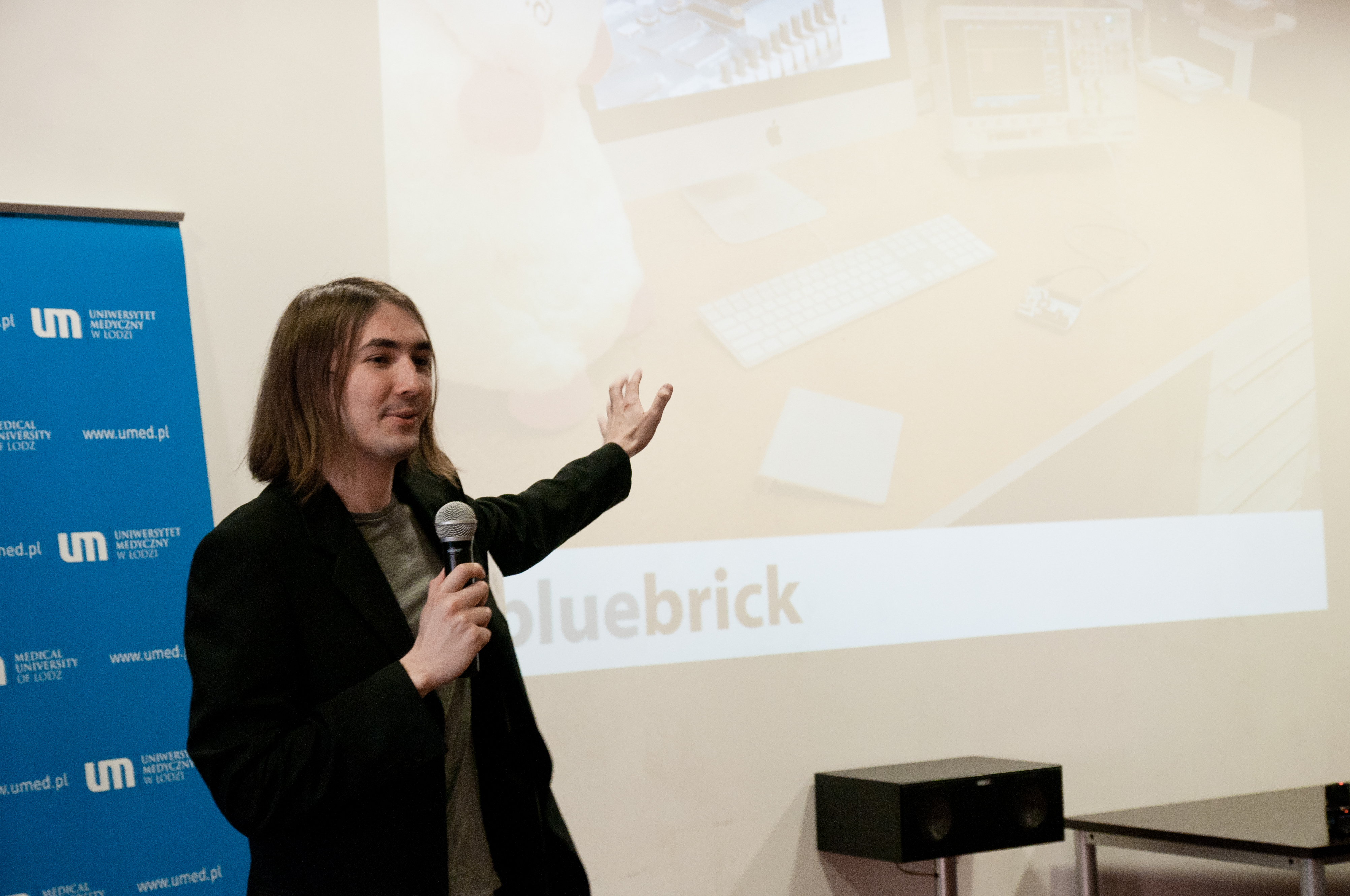 3MT 2015 final_autor_paulina_adaszek (8)